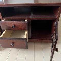 テレビ台の画像