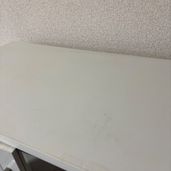 白　食器棚の画像