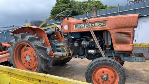 クボタトラクター