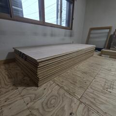 T2高度耐水合板 ９１０✕１８２０ ９ｍｍ 合板 コンパネ ラワン合板 ラワンベニア 新品  の画像