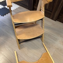 カトージ　ベビーチェアの画像