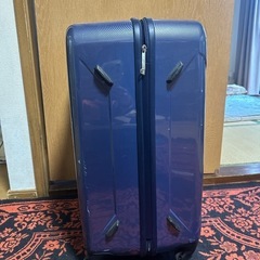 キャリーケースジャンク品の画像