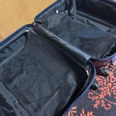 キャリーケースジャンク品の画像