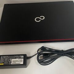 FUJITSU ノートパソコン