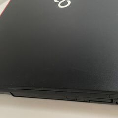 FUJITSU ノートパソコンの画像