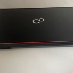 FUJITSU ノートパソコンの画像