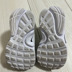 エアープレスト ハローキティ 12cm  ナイキ　キッズシューズの画像