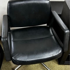 中古レザー椅子