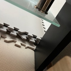 ガラスローテーブル
の画像