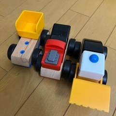 IKEA 木の車　おもちゃ