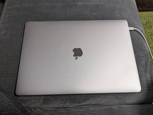 ノートパソコン MacBook pro 2016
