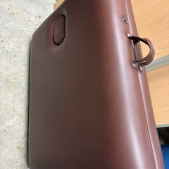 折り畳み　マッサージベッド　中古品　美品