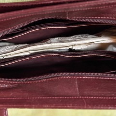 レザーバックの画像