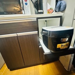 食器棚 カップボード