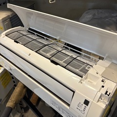 値下げしました‼️※クリーニング待ち【ダイキン／エアコン5.6k】【2023年製】【18畳用】【クリーニング済】【６ヶ月保証】【取付可】【管理番号12405】AC管理番号D-56-0422 桒の画像