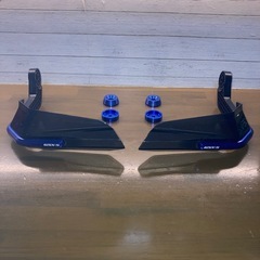 オートバイ　ナックルガード　GSX-S ネーミングあり　中古　1週間使用の画像
