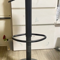 美品❗️昇降カウンターチェアーの画像