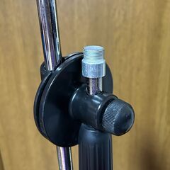 マイクスタンド　伸縮・角度調整可能！　脚を折り畳める！　Wellzの画像