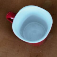 ネスカフェの赤マグの画像