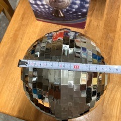 ジャンク品　
ミラーボールの画像
