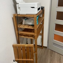 木のラック