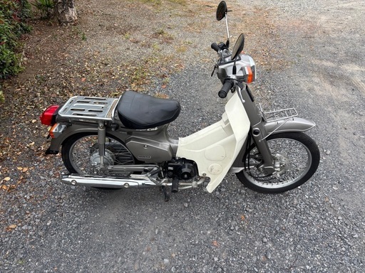 1049.動画あり　スーパーカブ50 4速　FI 原付　バイク　50cc   車体　埼玉　