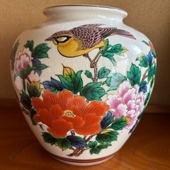 花瓶　壺　おまけつけますの画像