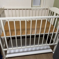 ベビーベッド