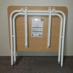 カインズ　折りたたみミニテーブル　ロータイプの画像