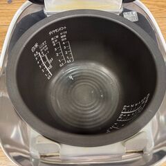 【６ケ月間保証付】5.5合　圧力IH炊飯ジャー　TOSHIBA【ﾄﾚﾌｧｸ桶川店】の画像