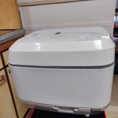  【ご予約済】炊飯器　6合炊き糖質54%カット  EPRC868の画像
