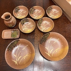 お皿9点セットの画像