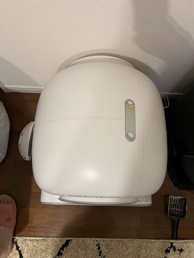 正常に動くの猫の自動トイレを5,000円で引き取ってくれる方を募集です。