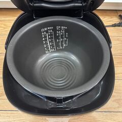 【６ケ月間保証付】5.5合　真空IH炊飯ジャー　TOSHIBA【ﾄﾚﾌｧｸ桶川店】の画像