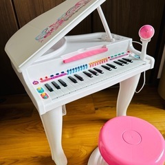 ピアノの画像