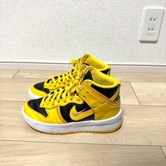 ナイキ ハイカット スニーカー の画像