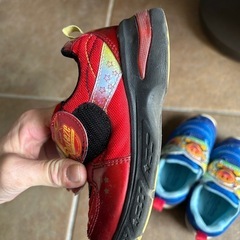 子供スニーカー
の画像