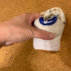 スニーカーの画像