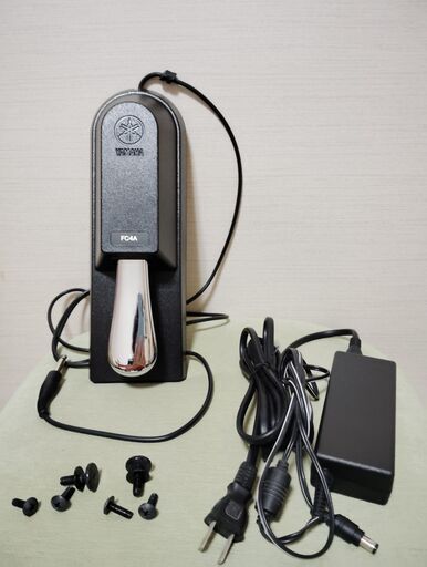 ヤマハ YAMAHA 電子ピアノ 88鍵盤 P-255ブラック（2014年製。スタンド