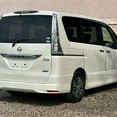 ニッサン　セレナ　2.0HスターS-HYBRID AセーフティPKG　全方向カメラ 後席モニター エマブレ ETCの画像