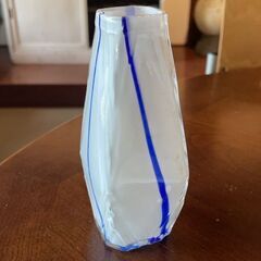 涼しげな花瓶