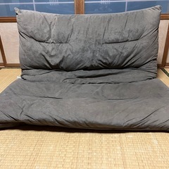 ソファ
