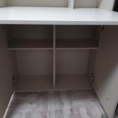 収納付き机の画像