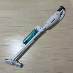 マキタ製 バッテリー式掃除機（スタンド付き）