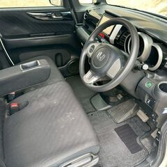 ホンダ　N-BOX+　片側パワースライドドア　プッシュスタート　カスタムの画像
