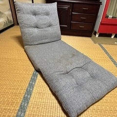座椅子　折りたたみ可の画像