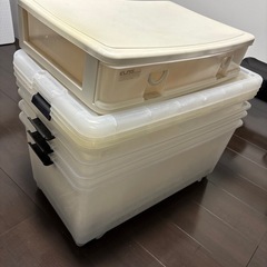 衣装ケース 5個