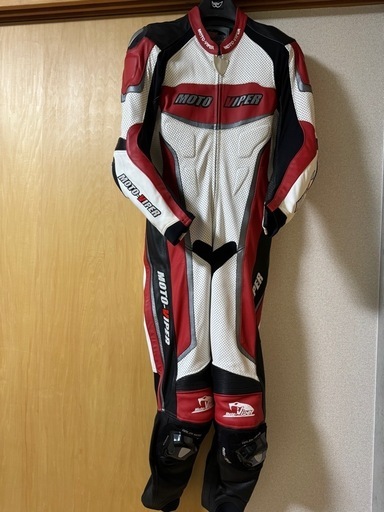 バイク　
レーシング スーツ　グローブ