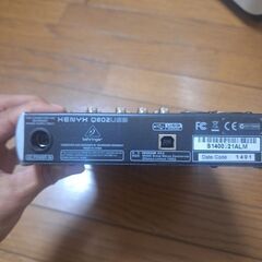 BEHRINGER XENYX Q802USB アダプター付きの画像
