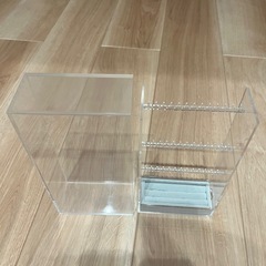無印良品アクリルネックレス・ピアススタンドの画像